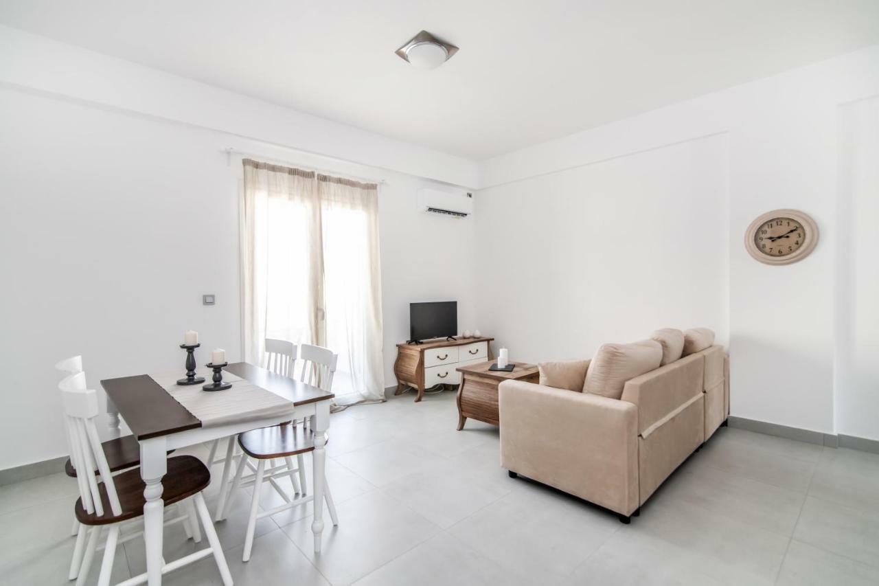 Lux 'N Comfort Apartments Tinos Exterior photo