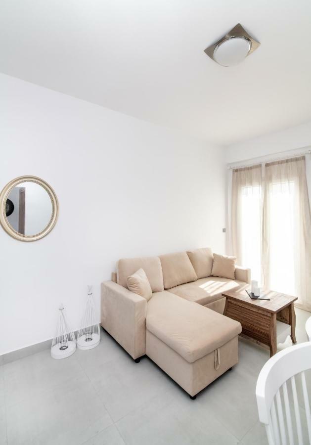 Lux 'N Comfort Apartments Tinos Exterior photo